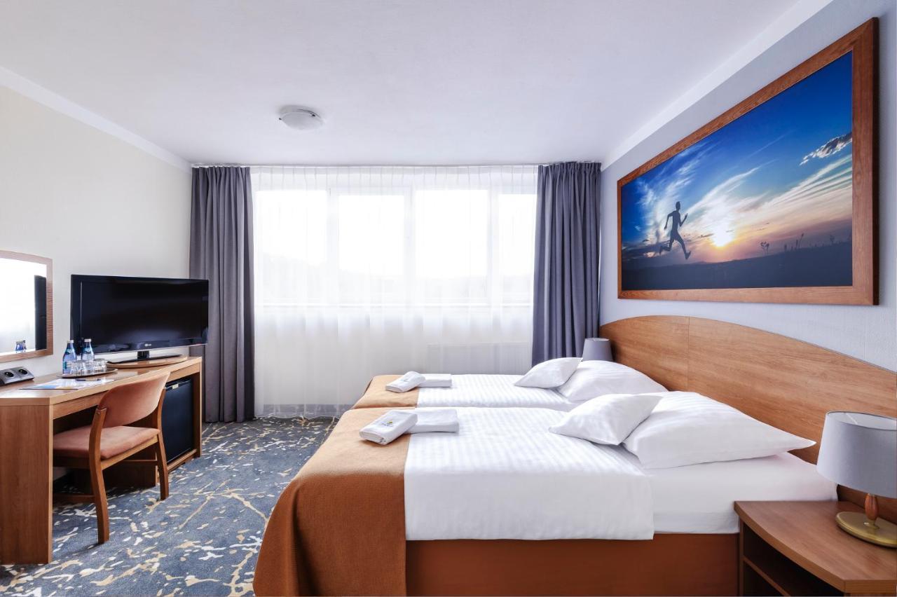 Interferie Aquapark Sport Hotel Malachit Świeradów-Zdrój Extérieur photo